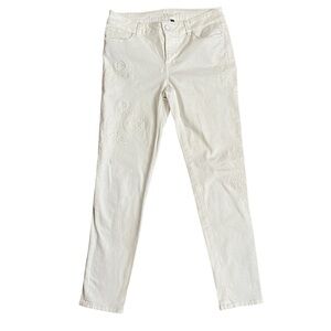 White House Black Market Ivory Skinny Jeans